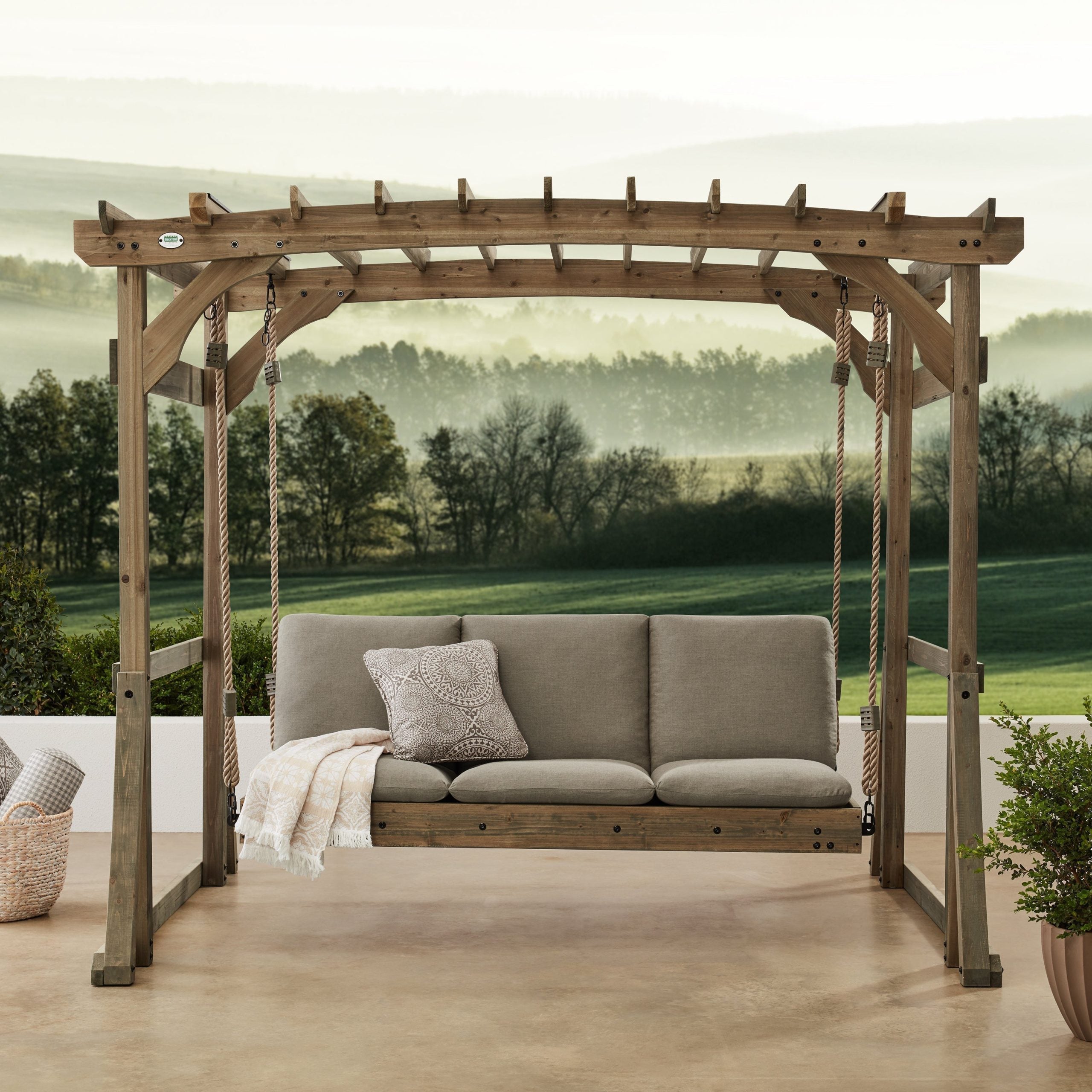Backyard_Discovery_Hanging_Lounger_1