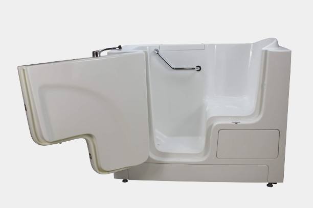 StandardWalkInTub8