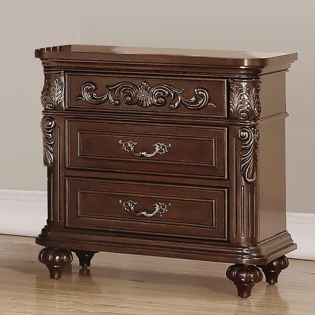 3 Piece Bedroom Set, Majestic Formal Bed With 2 Nightstands